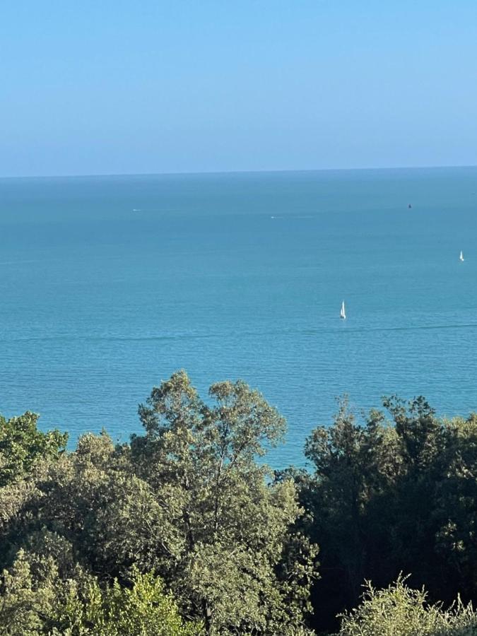 Апартаменты Un Sogno Nel Golfo Dei Poeti New Леричи Экстерьер фото